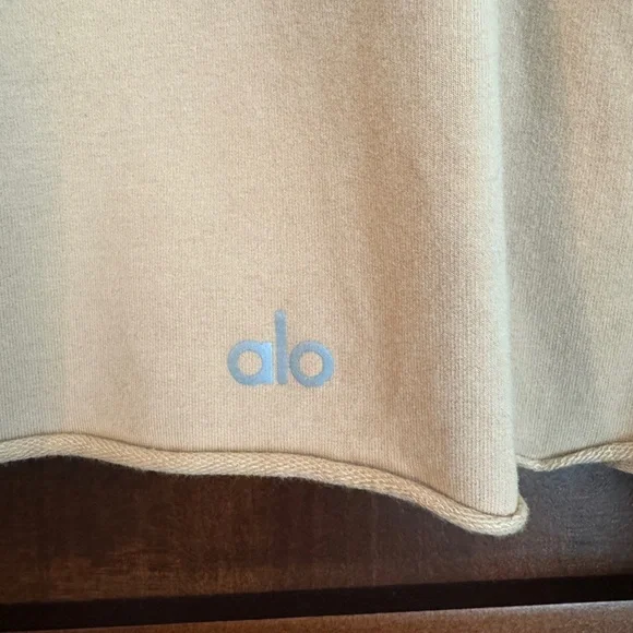 Alo yoga double take women's pullover size medium tan gently worn - Picture 9 of 10